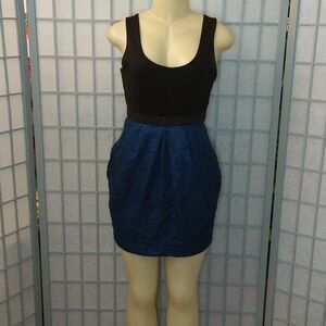 **Elegant dress with pockets!!!!**